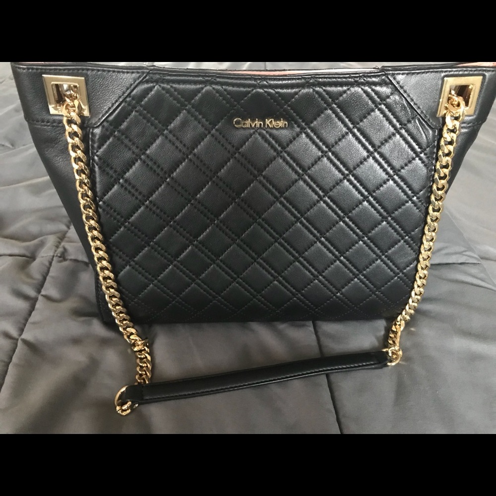 CALVIN KLEIN HANDBAG (NWOT)